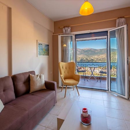 Antigone Apartments Argostoli Екстер'єр фото