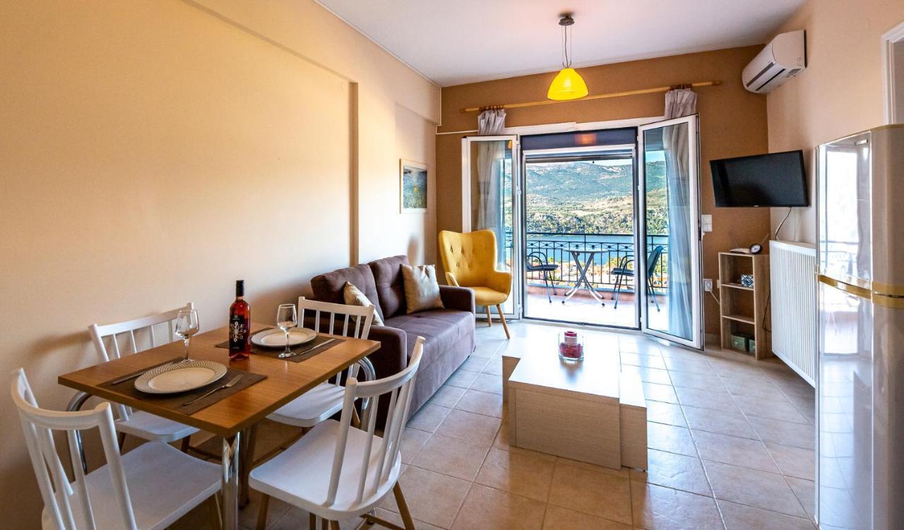 Antigone Apartments Argostoli Екстер'єр фото