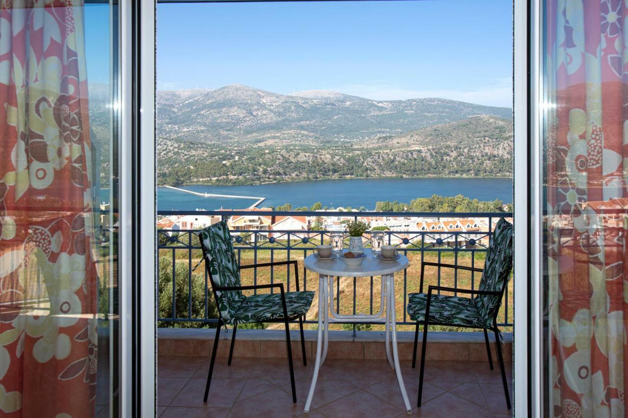 Antigone Apartments Argostoli Екстер'єр фото