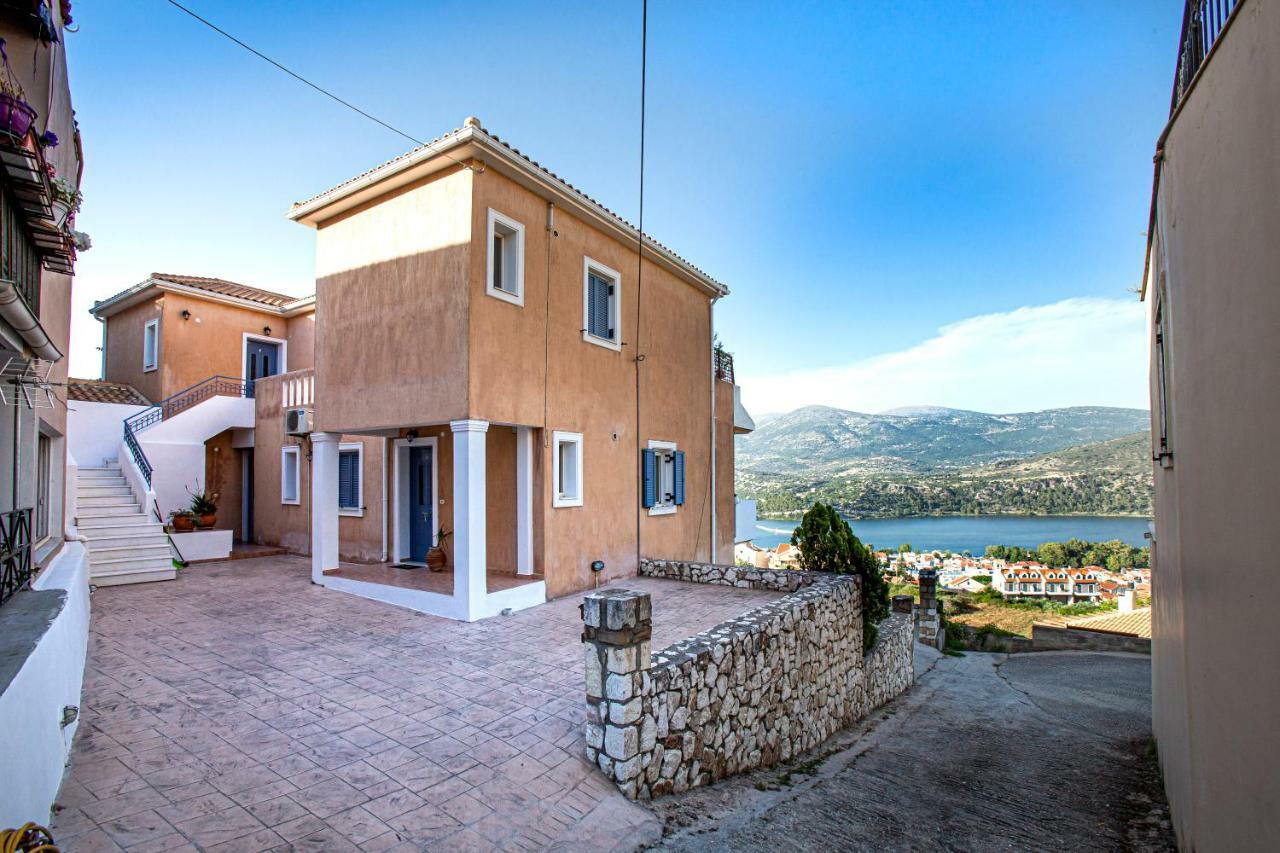 Antigone Apartments Argostoli Екстер'єр фото