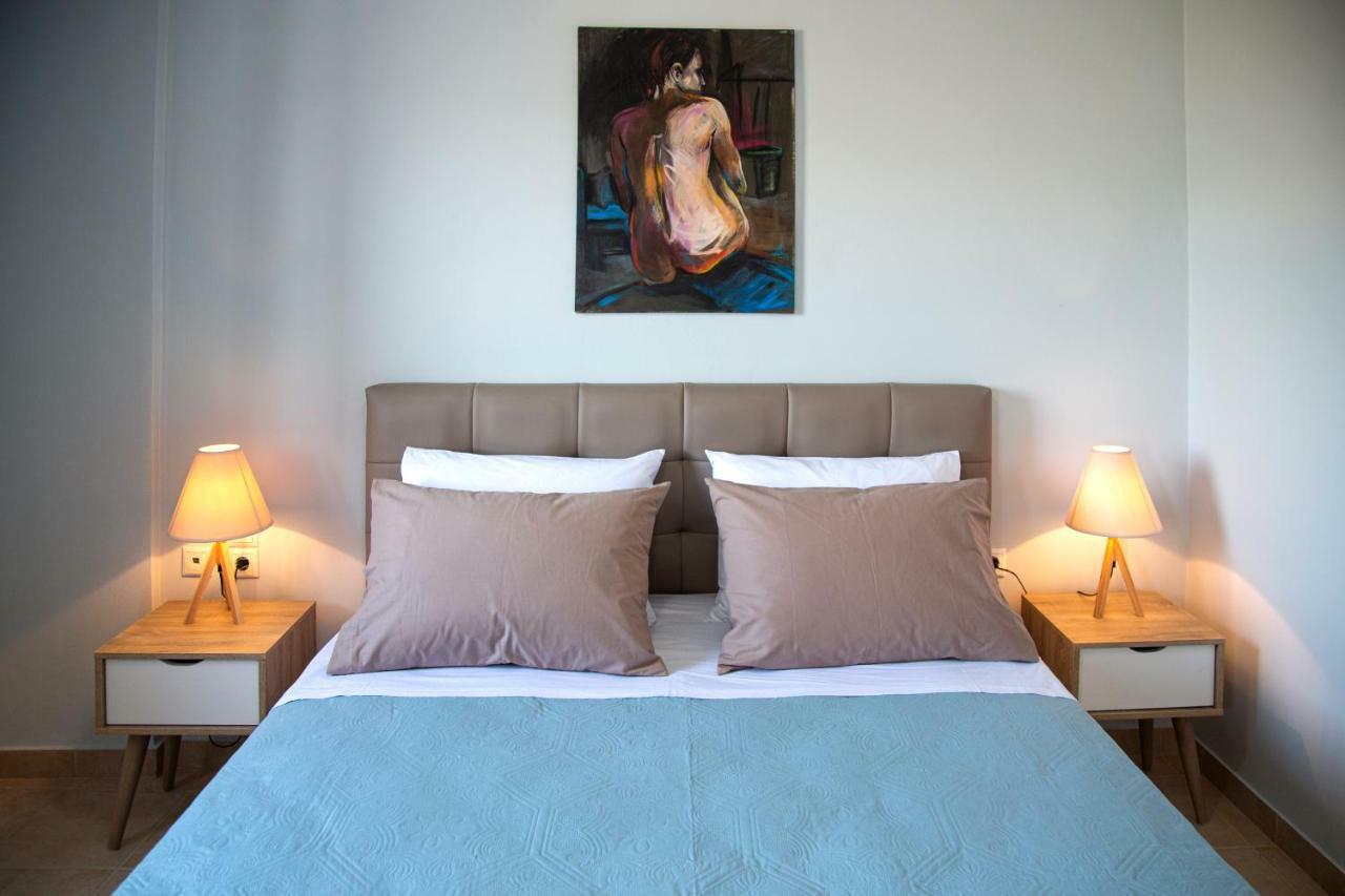 Antigone Apartments Argostoli Екстер'єр фото