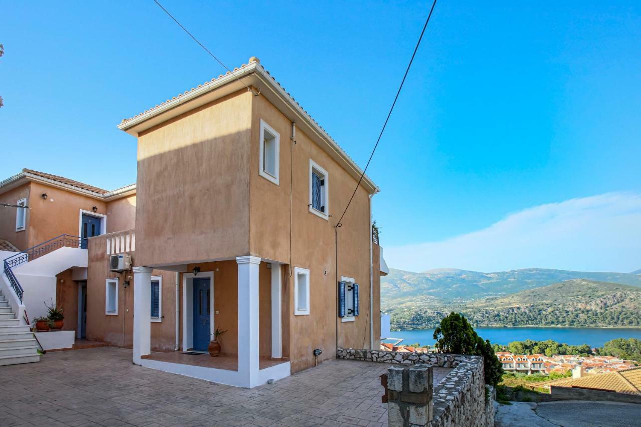 Antigone Apartments Argostoli Екстер'єр фото